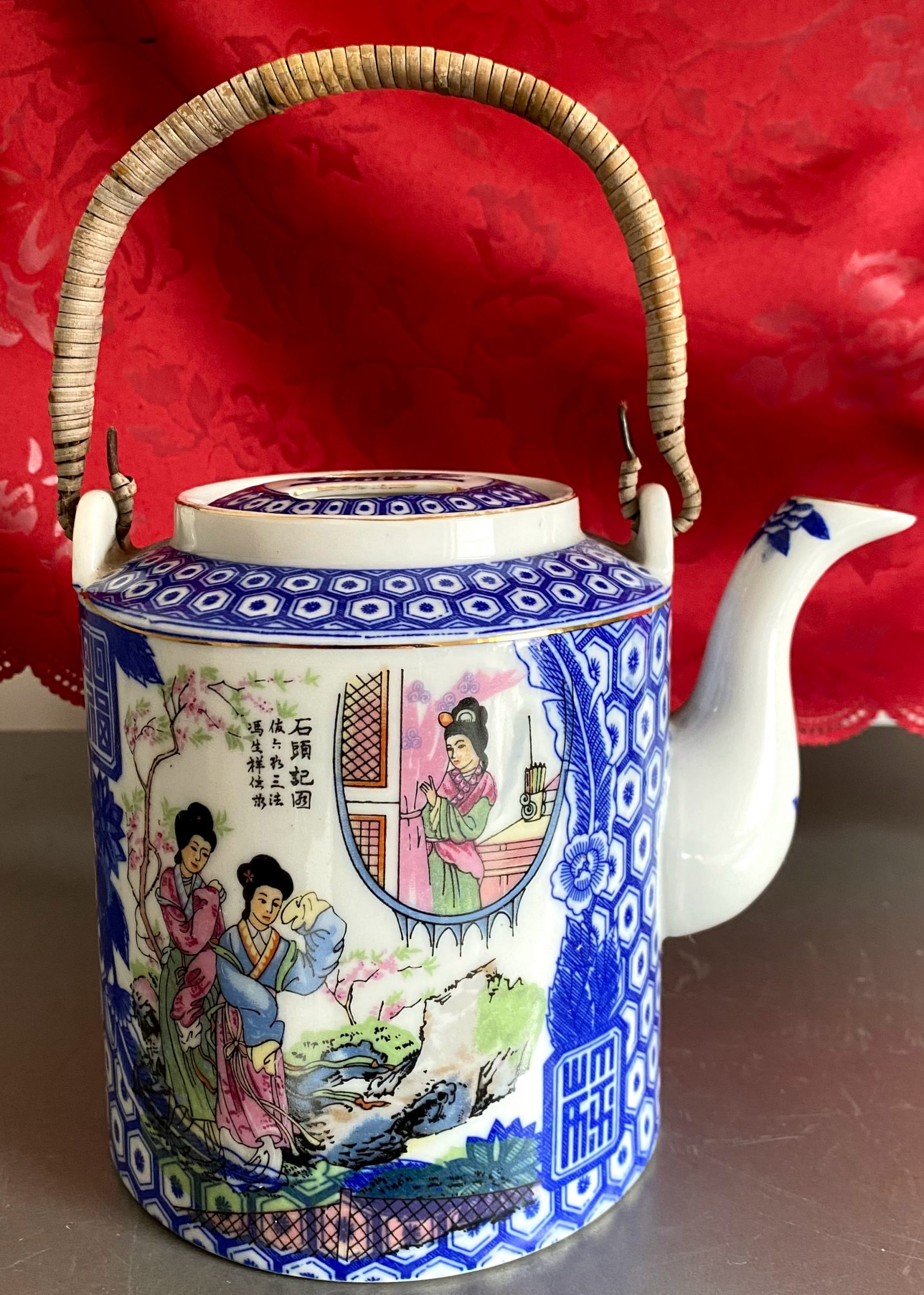 Chinese vintage Famille rose porseleinen theepot met poëzie en schoonheden | Antiek en