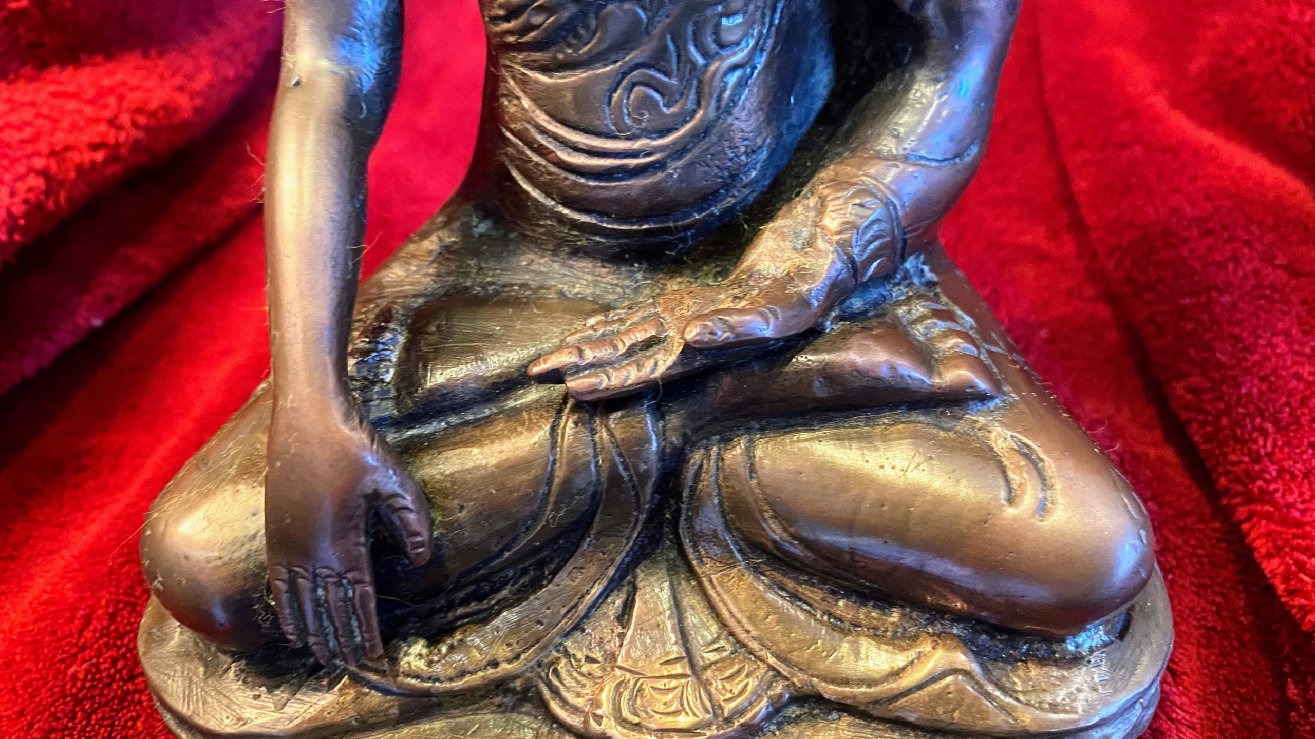 Evolueren tijdelijk intellectueel Bronzen beeldje Boeddha Bhumisparsha Mudra | Antiek en Curiosa